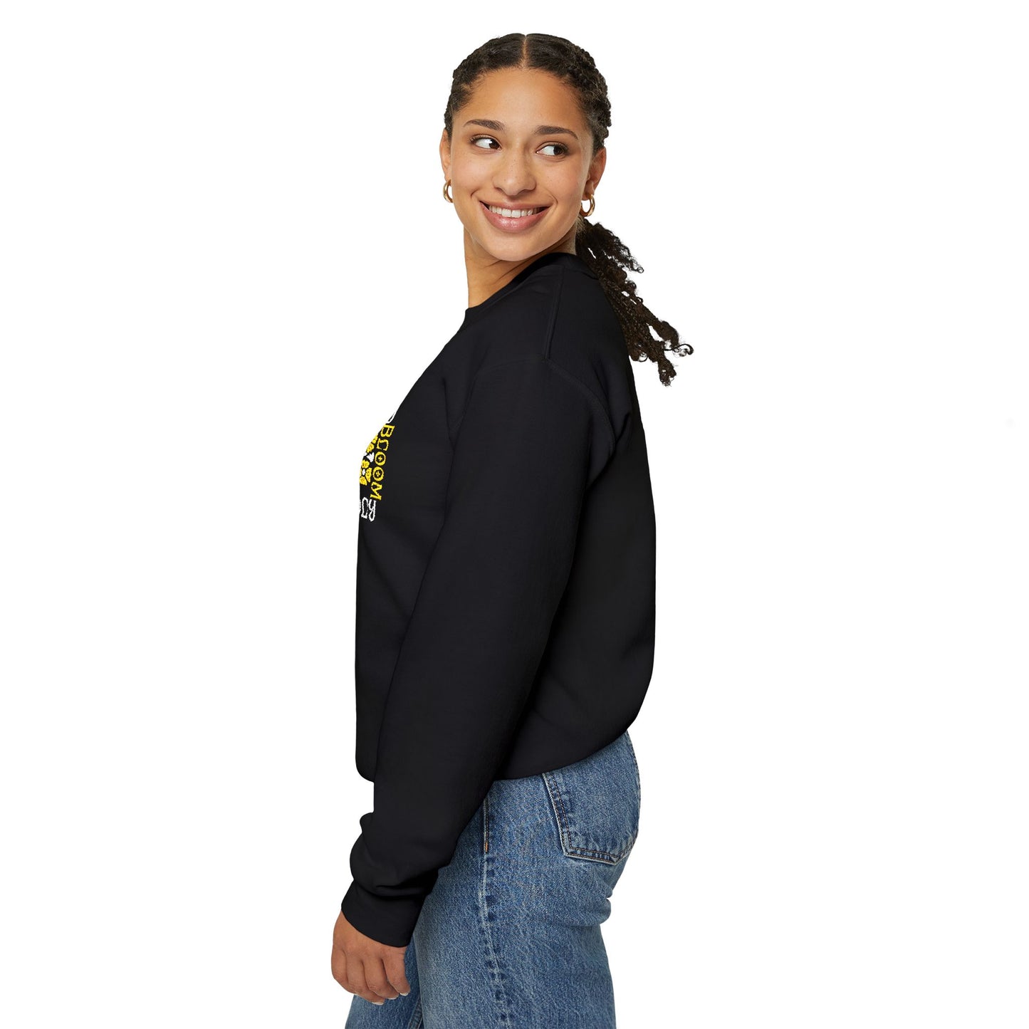 Bloom Wildly Unisex Heavy Blend™ Crewneck Sweatshirt (Embroidery Decoration)