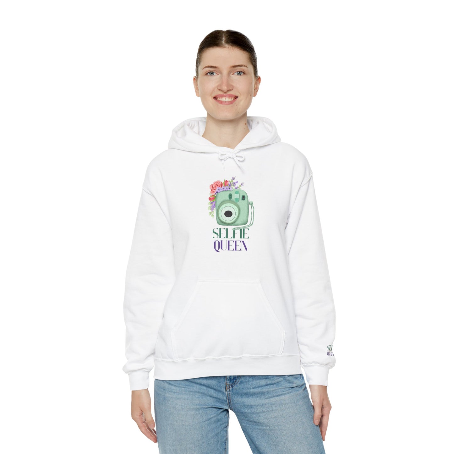 Selfie Queen Women's Heavy Blend™ Hooded Sweatshirt