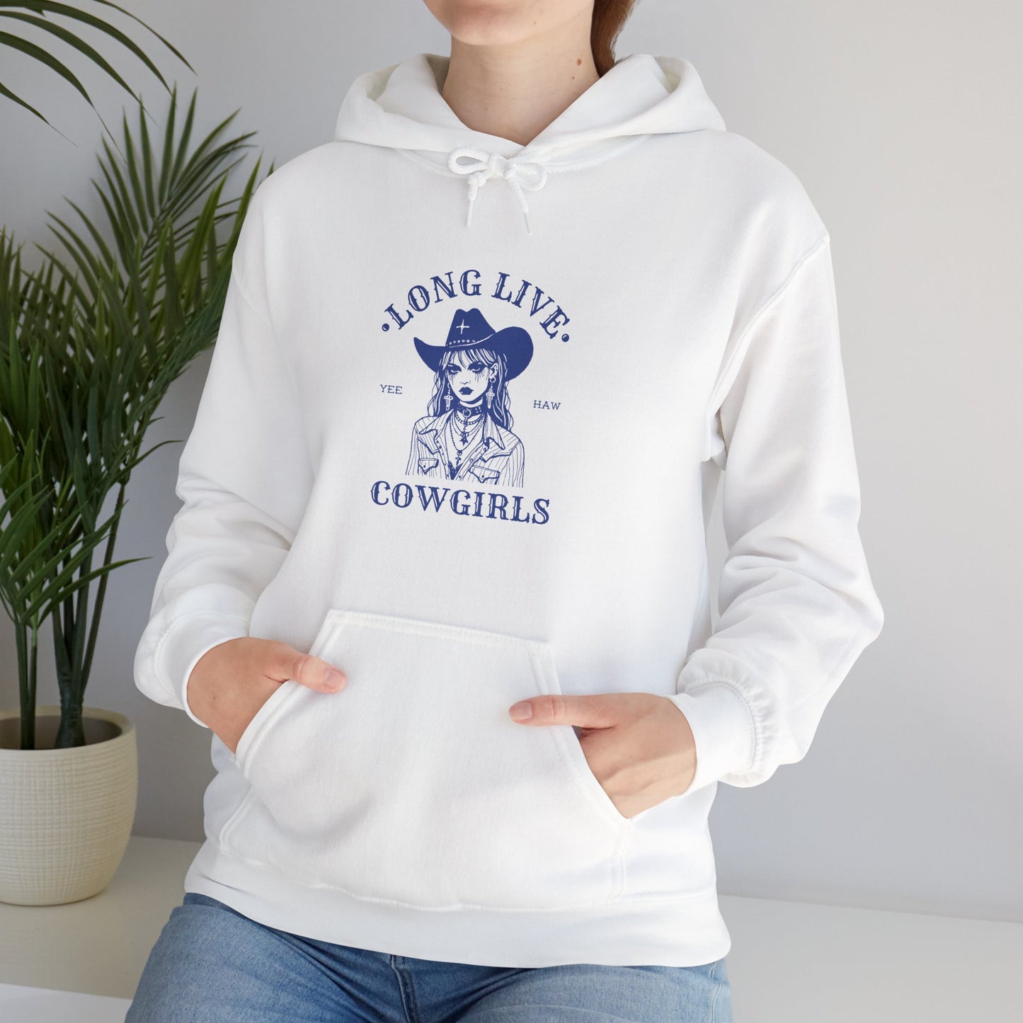 Long Live Cow Girls Women's Heavy Blend™ Hooded Sweatshirt